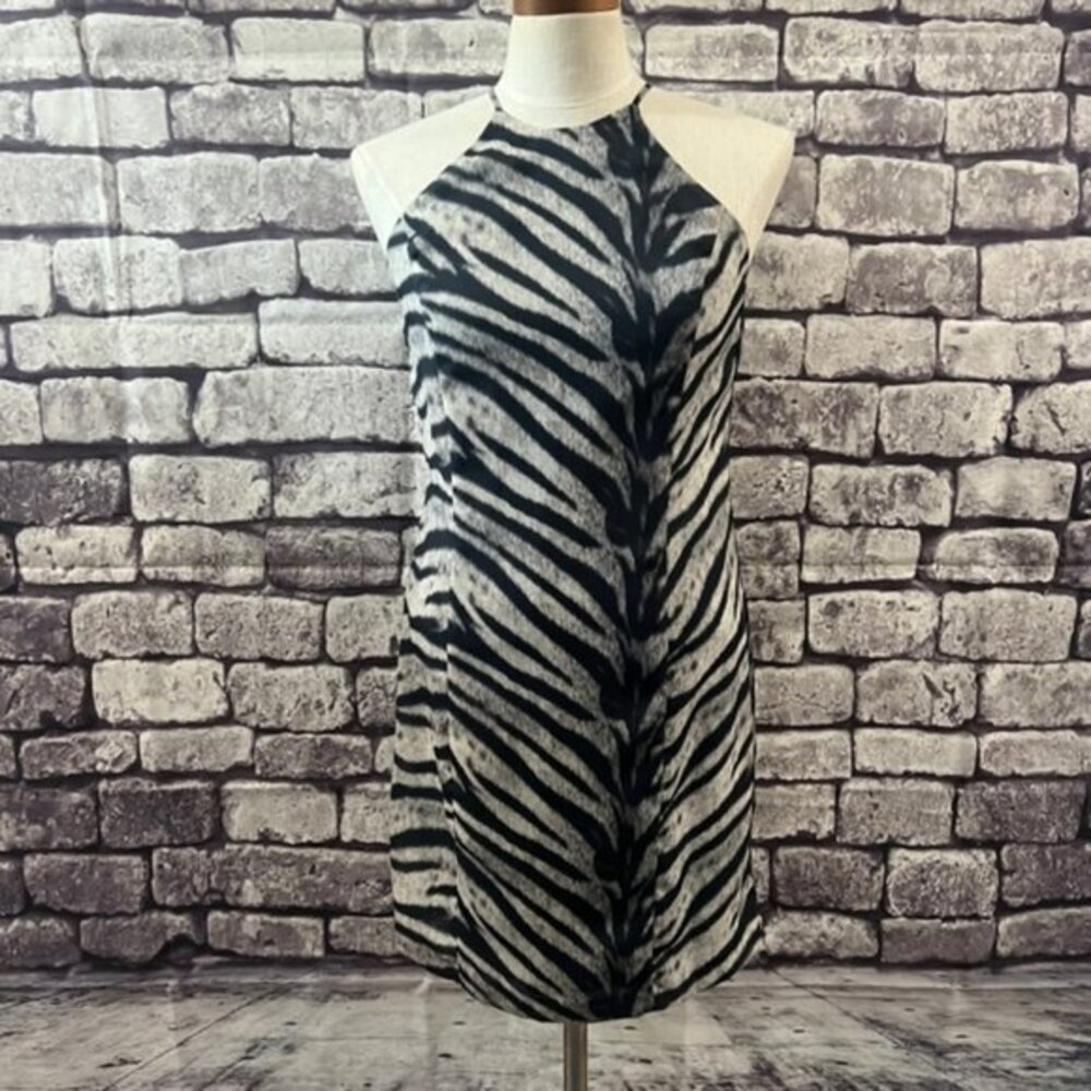 Casanova Black & Gray Fully Lined Dressed Size 7